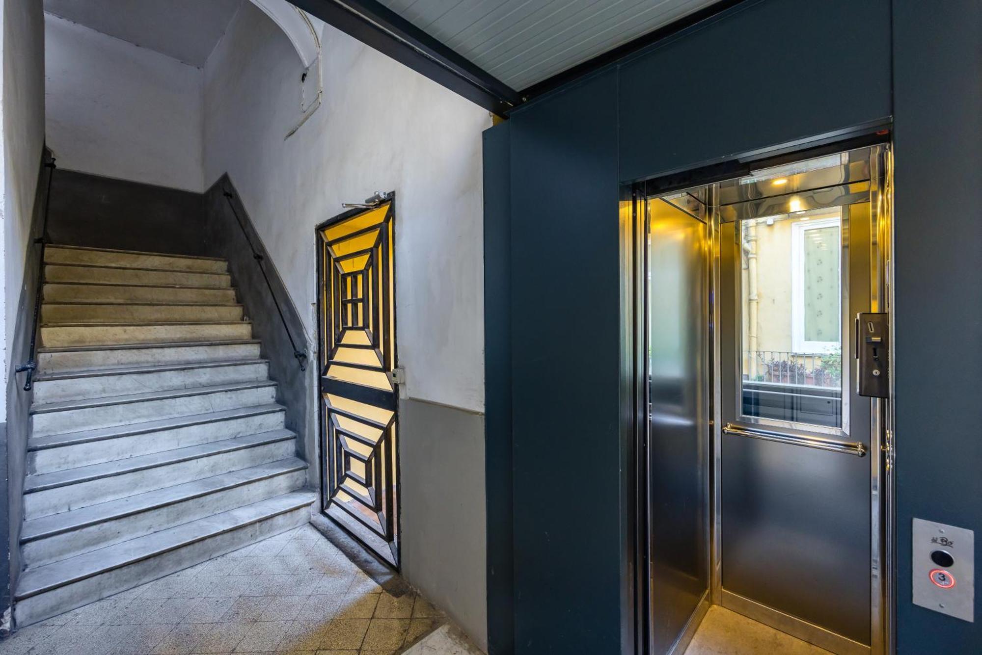 Apartment Highline Duomo Terrace By Napoliapartments *