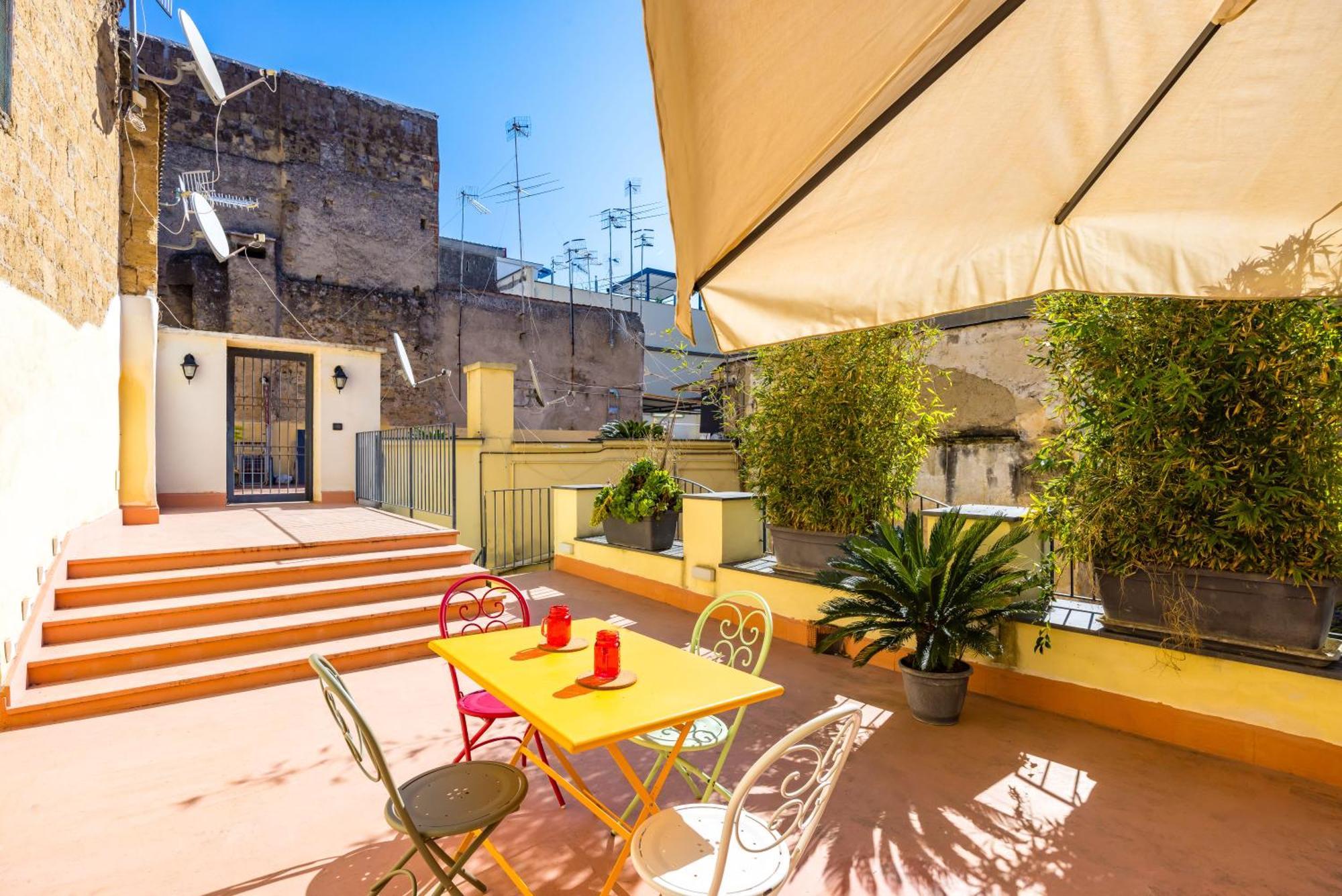 Apartment Highline Duomo Terrace By Napoliapartments